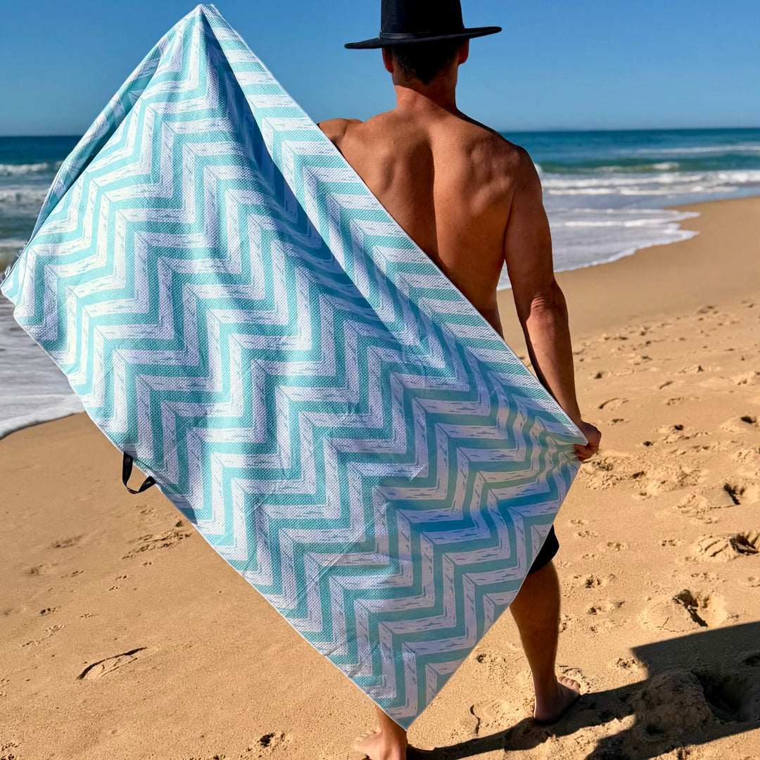 Big Quiver - Sand Free Towel
