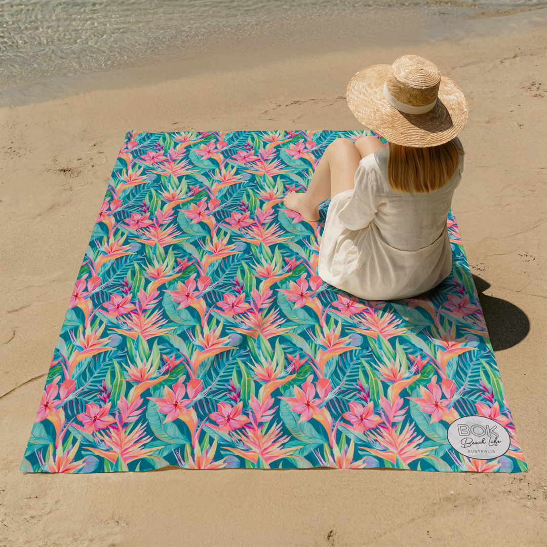 Birds Paradise - Beach Blanket