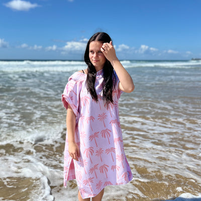 BLUSHING PALMS - Poncho Towel