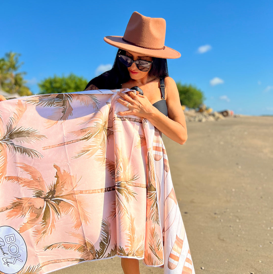 CASTAWAY - Sand Free Towel