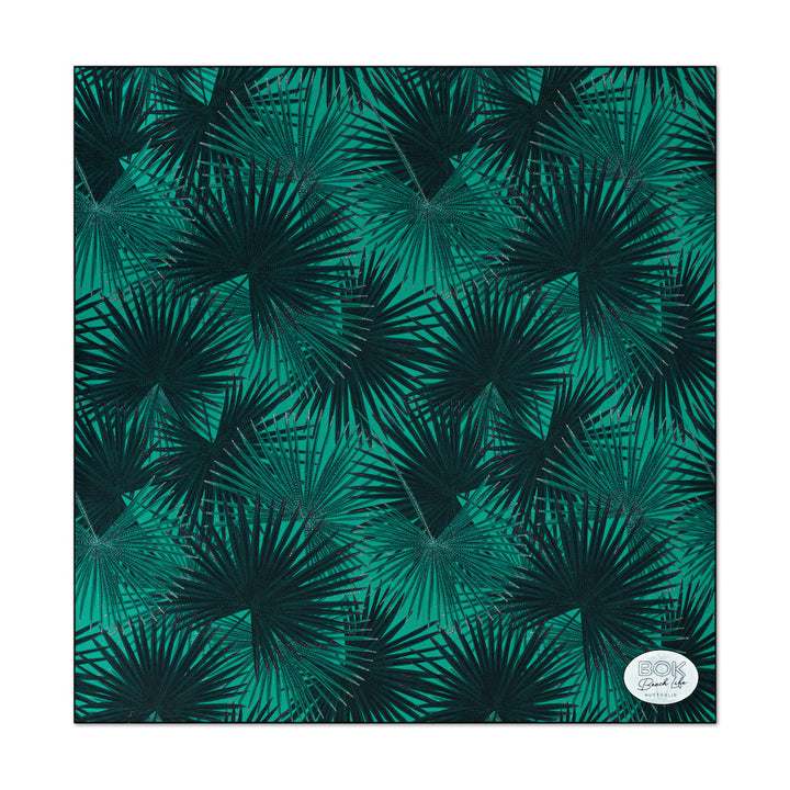 Palm Oasis - Beach Blanket