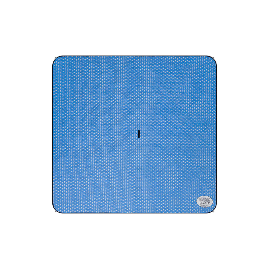 Sky Blue 200cm x 200cm Picnic mat with white palm tree print features a centre hole for an umbrella pole