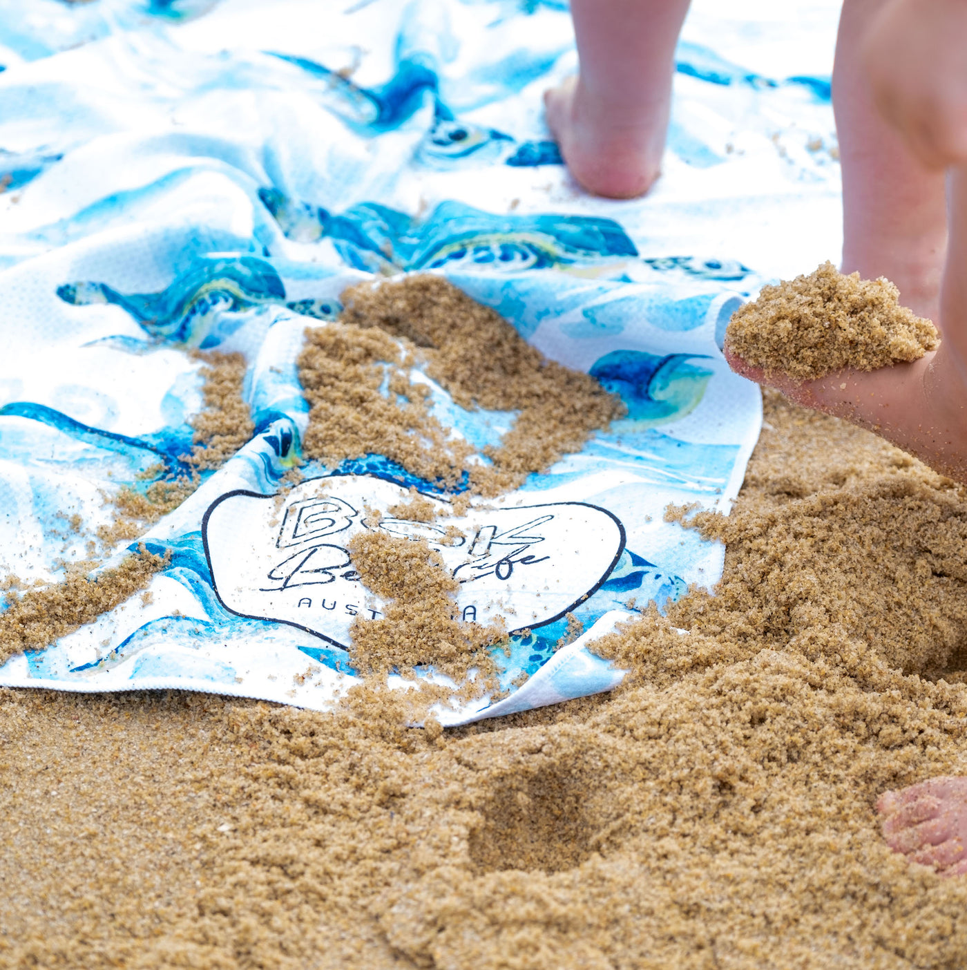 Turtle Cay - Sand Free Towel