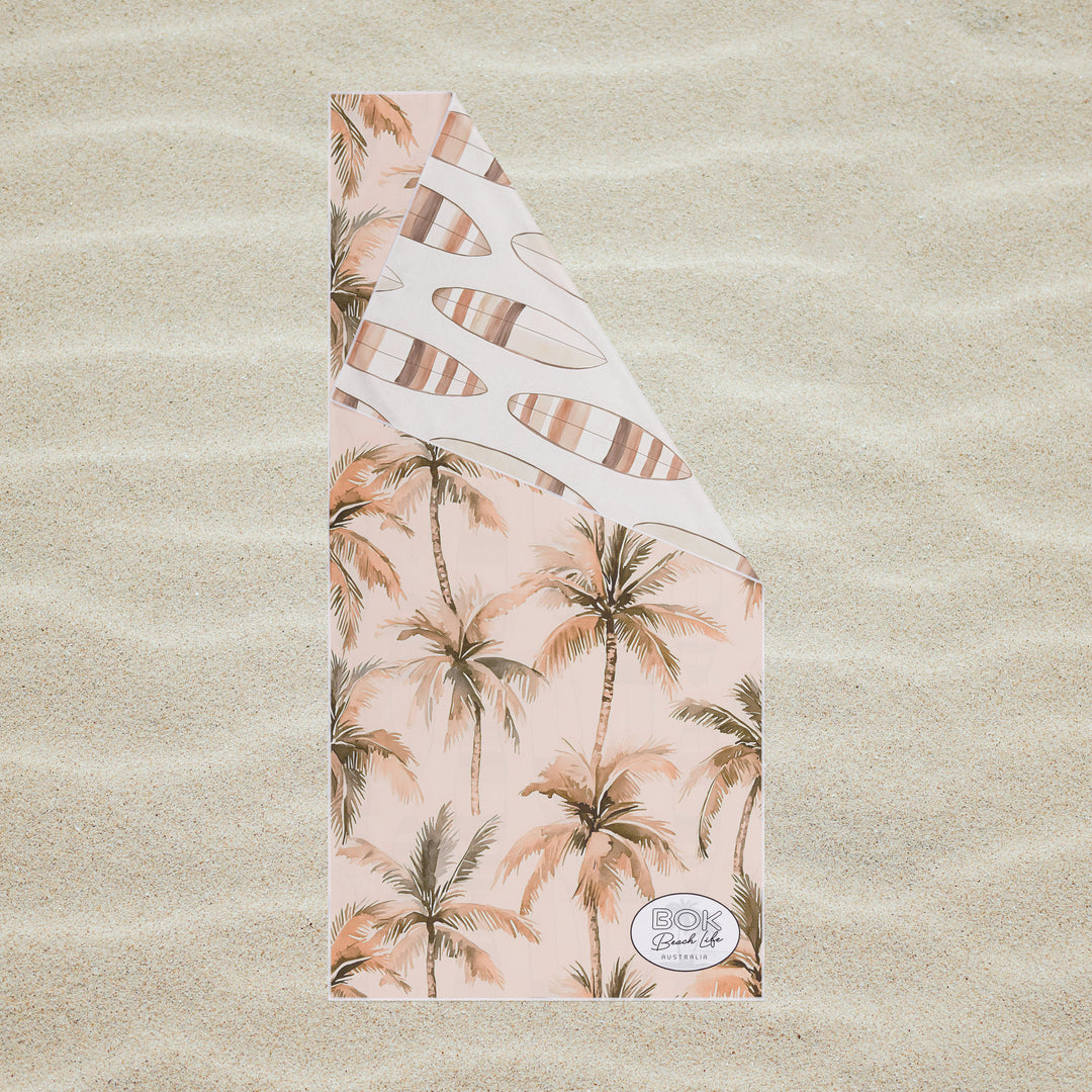 CASTAWAY - Sand Free Towel