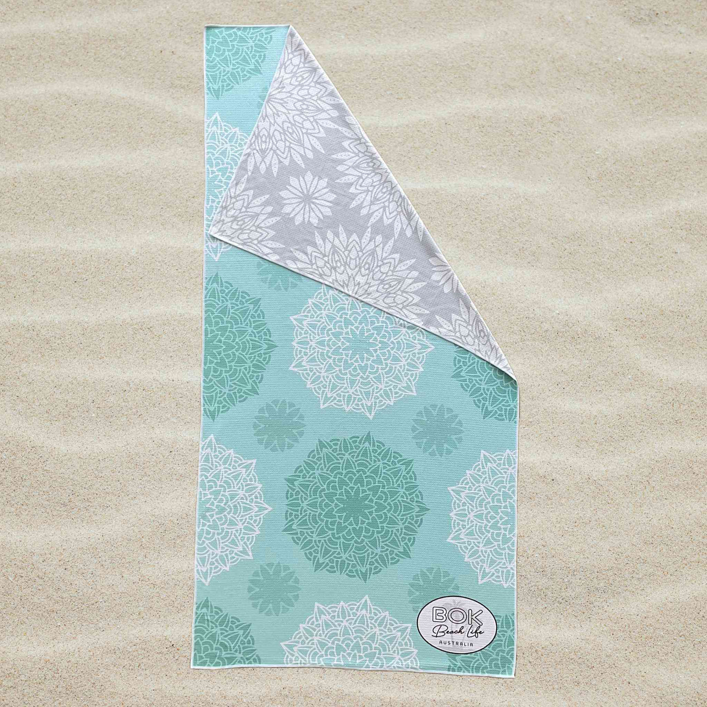 Crystal Lagoon - Sand Free Towel